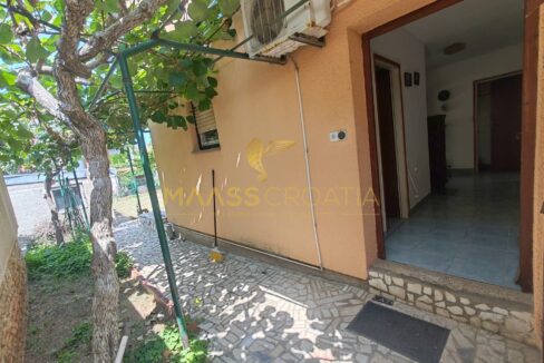 PHOTO-2025-11-25-12-39-02 (5)