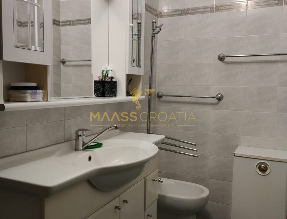 pula-veruda-stan-79m-2ss-db-prostrani-balkon-atraktivna-lokacija-slika-251402612