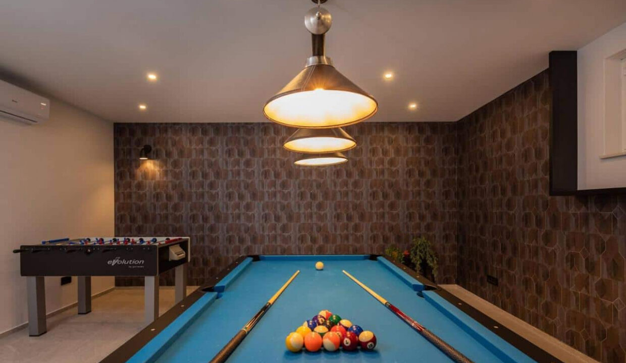 Erstaunliches modernes Haus bei Sibenik