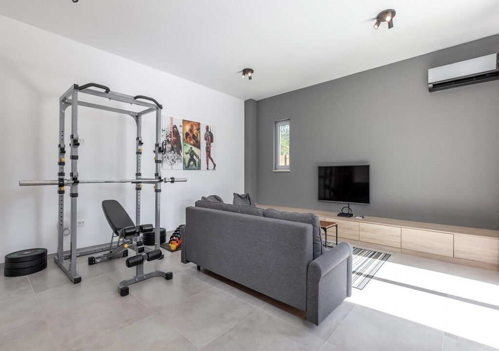 Freies Klettern Ultramodernes Haus - Raum Zadar