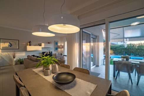 Villa im minimalistischen Stil - Novigrad, Istrien