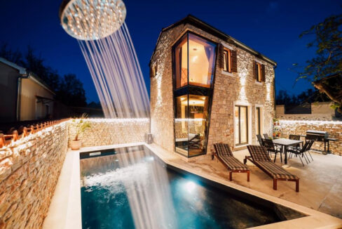 Neue moderne Villa aus Stein in der Region Zadar