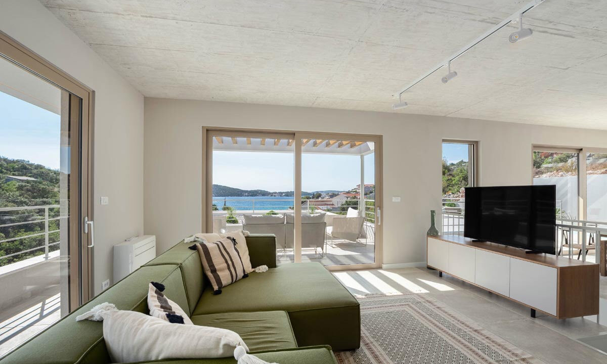 Kürzlich erbautes modernes Villa am Meer - Rogoznica.