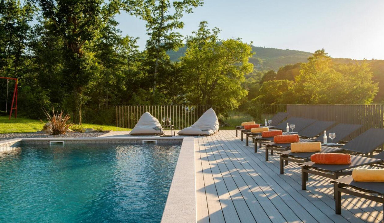 Neue moderne Villa mit traditionellem Charakter - Labin, Istra