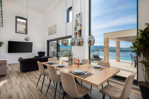 Neue moderne Villa mit Meerblick in der Nähe von Šibenik