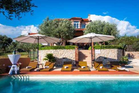 Tropisch anmutende Villa in der Nähe des Nationalparks Krka