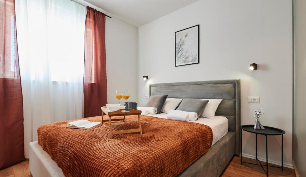 Haus im modernen Stil in Kastela