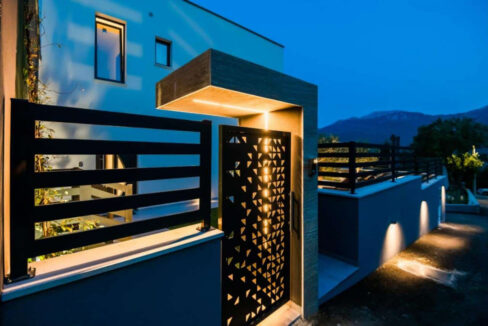 Modernes Haus bei Makarska