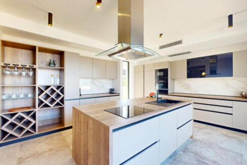 Spaciuos Villa Primošten