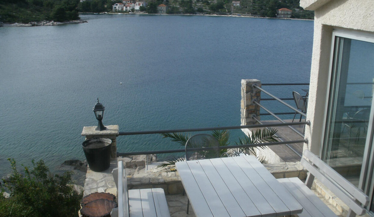 Haus am Meer auf der Insel Šolta