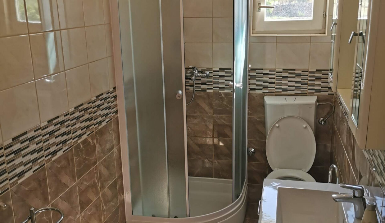 Doppelhaushälfte direkt am Meer ?iovo