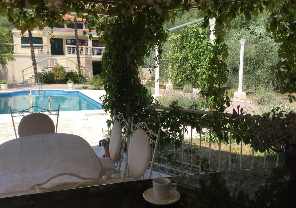 Imperial Style Villa mit Schwimmbad - Dorf Klek