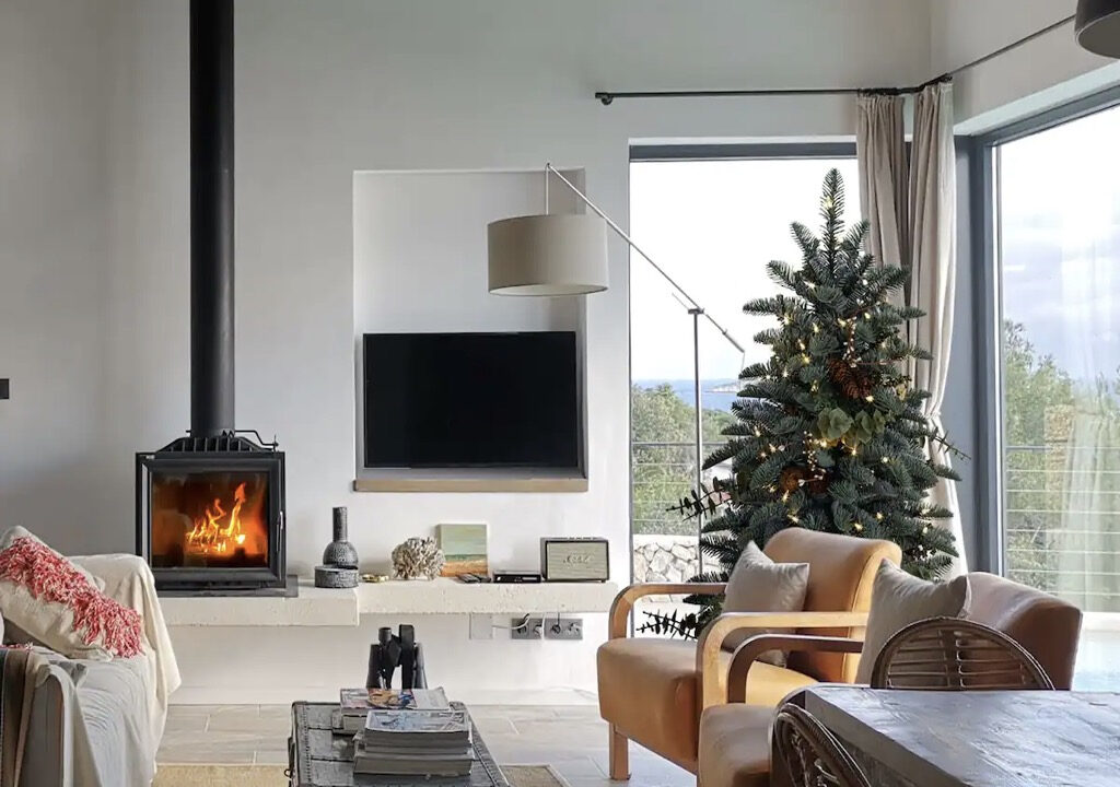 Weißes Haus mit Meerblick auf der Insel Vis