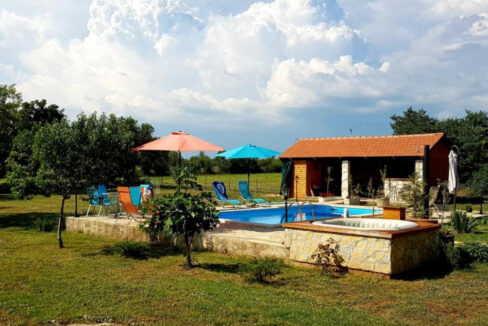 Charmantes Haus mit ländlichem Charakter - Region Sibenik