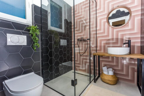 Wunderschöne weiße Villa bei Omis