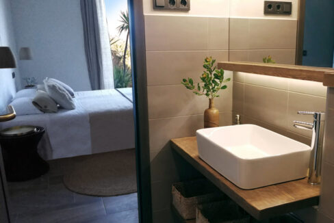 Weißes Haus mit Meerblick auf der Insel Vis