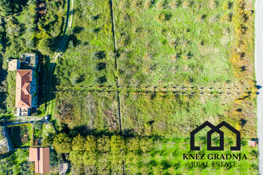 Erstaunliche handgefertigte Steinvilla auf der Insel Sipan