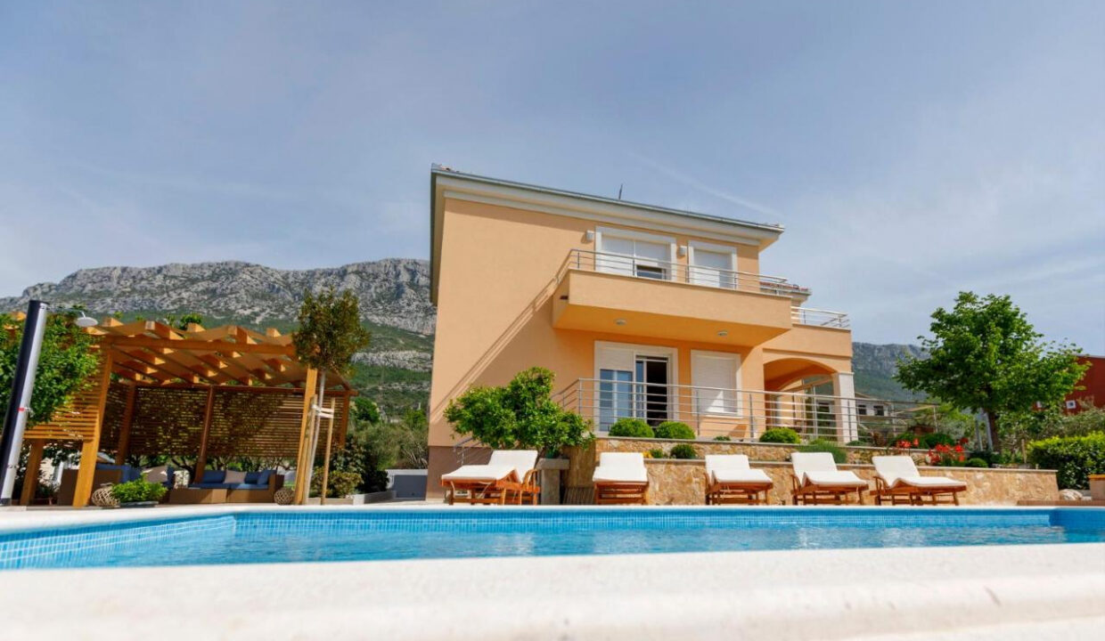 Haus mit Meerblick in Kastel Sucurac