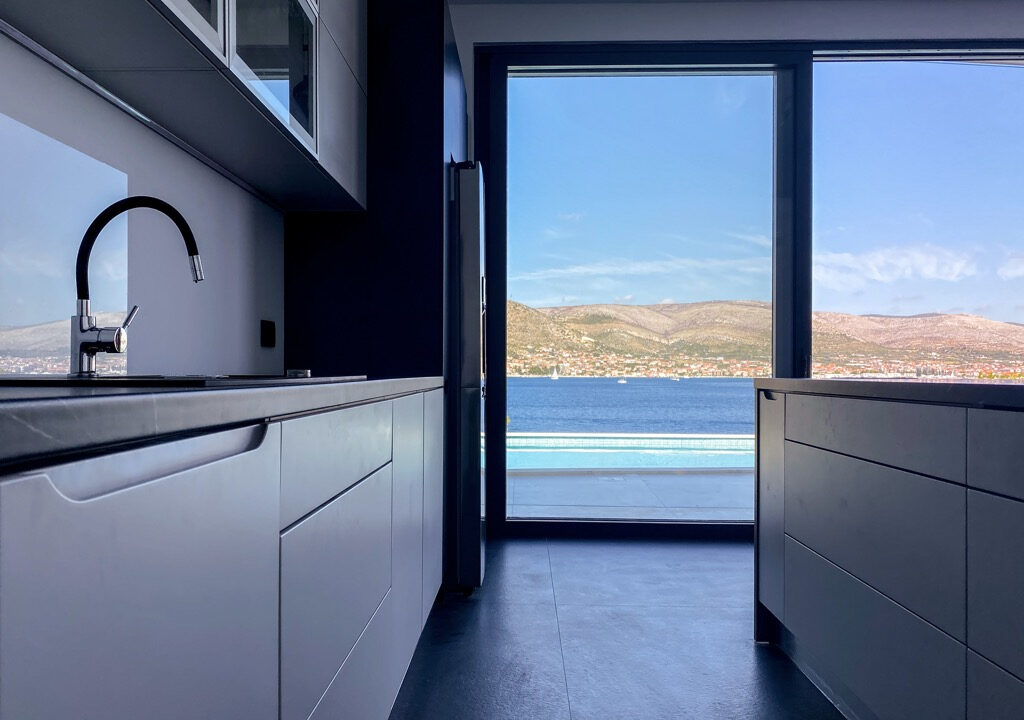 Erstaunliche Villa direkt am Meer auf Ciovo