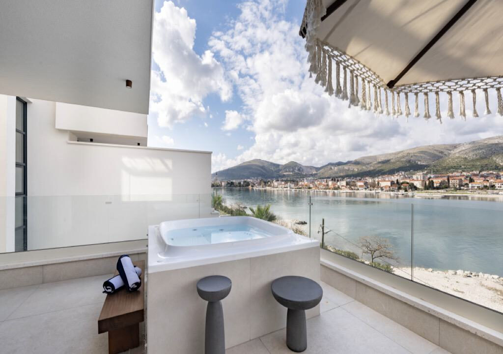 Villa am Meer in Trogir