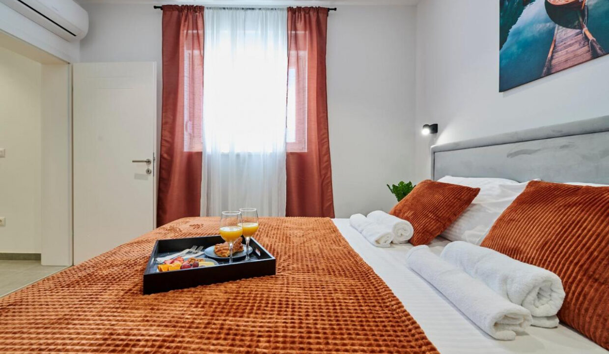 Haus im modernen Stil in Kastela