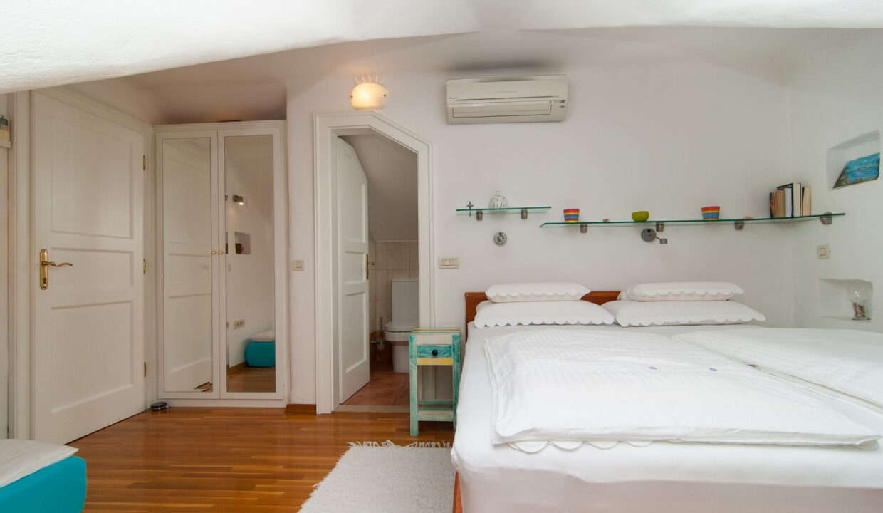 Haus am Strand auf der Insel Brac