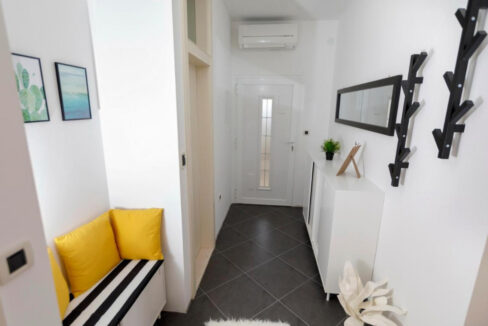 Haus mit Meerblick in Kastel Sucurac