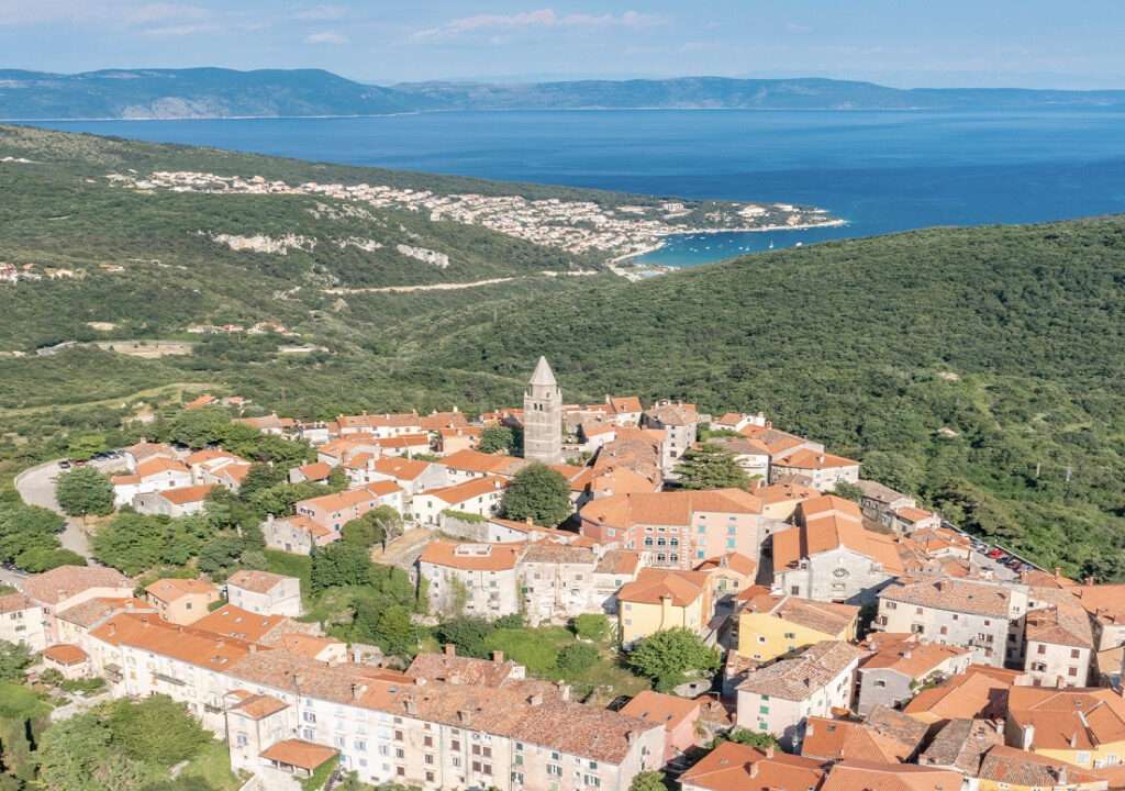 Faszinierendes Herrenhaus aus Stein in Visnjan, Istra