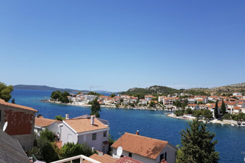 Haus mit Meerblick in Sibenik