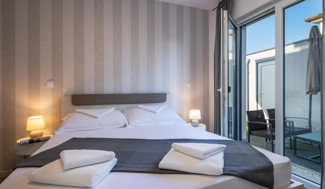 Doppelhaushälfte Pula