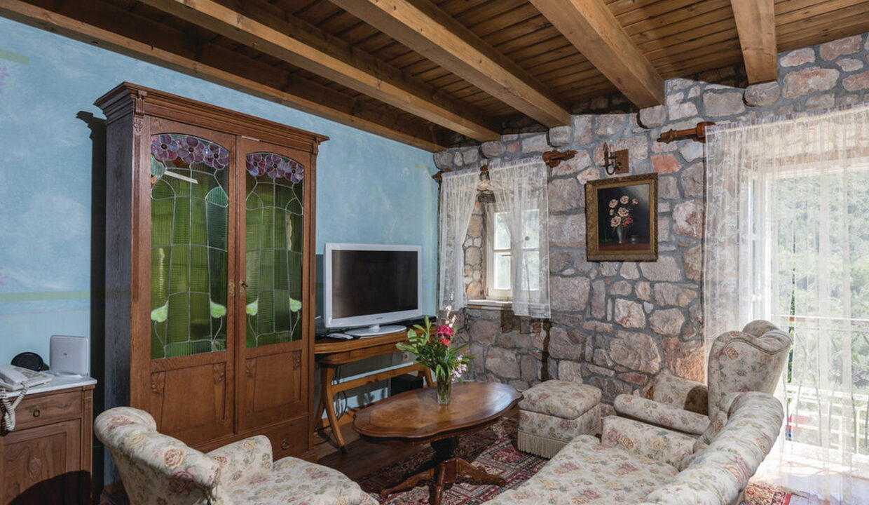 Haus aus weißem Stein - Halbinsel Peljesac