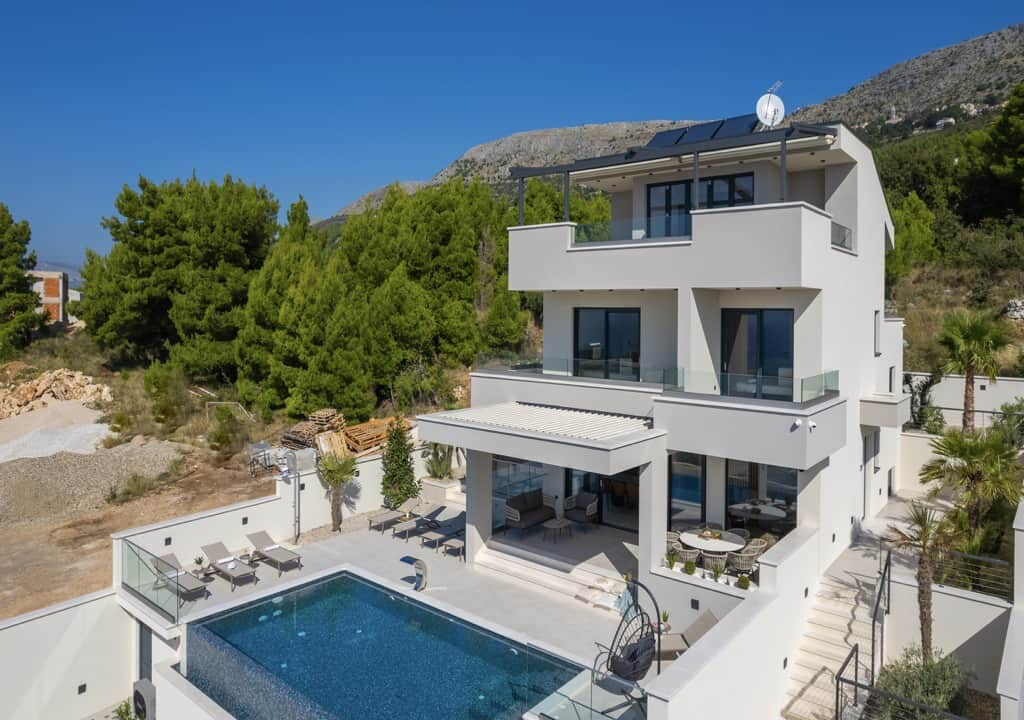 Moderne Villa in Split, Podstrana