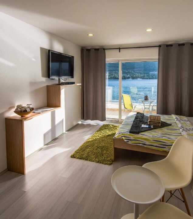 Haus am Wasser in Sibenik