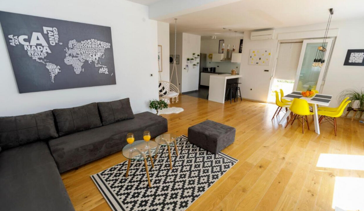 Haus mit Meerblick in Kastel Sucurac