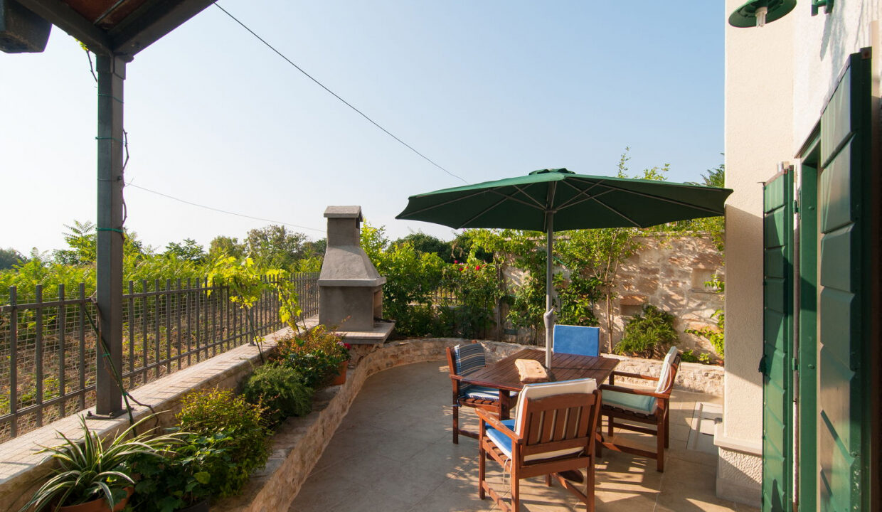 Steinhaus in Supetar, Brac