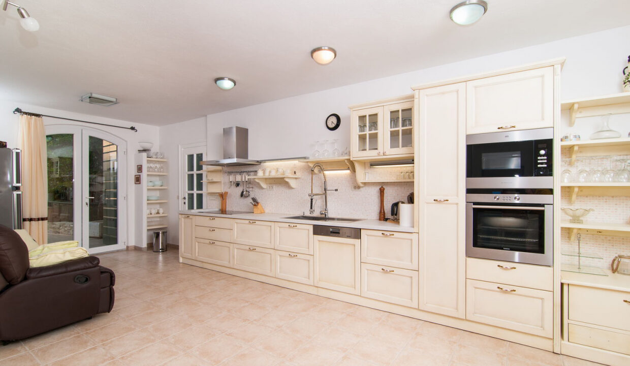 Steinhaus in Supetar, Brac