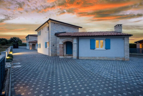 2 Doppelhaushälften Medulin