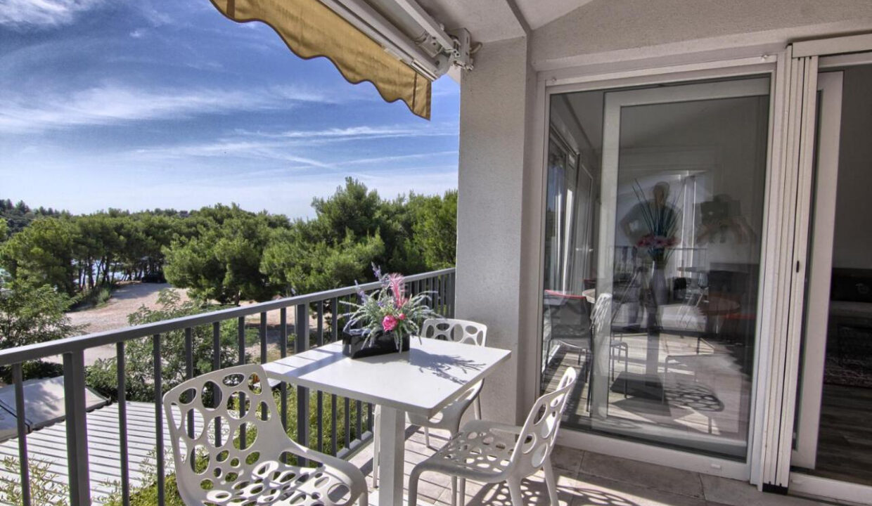 Grundstück am Meer Pakostane