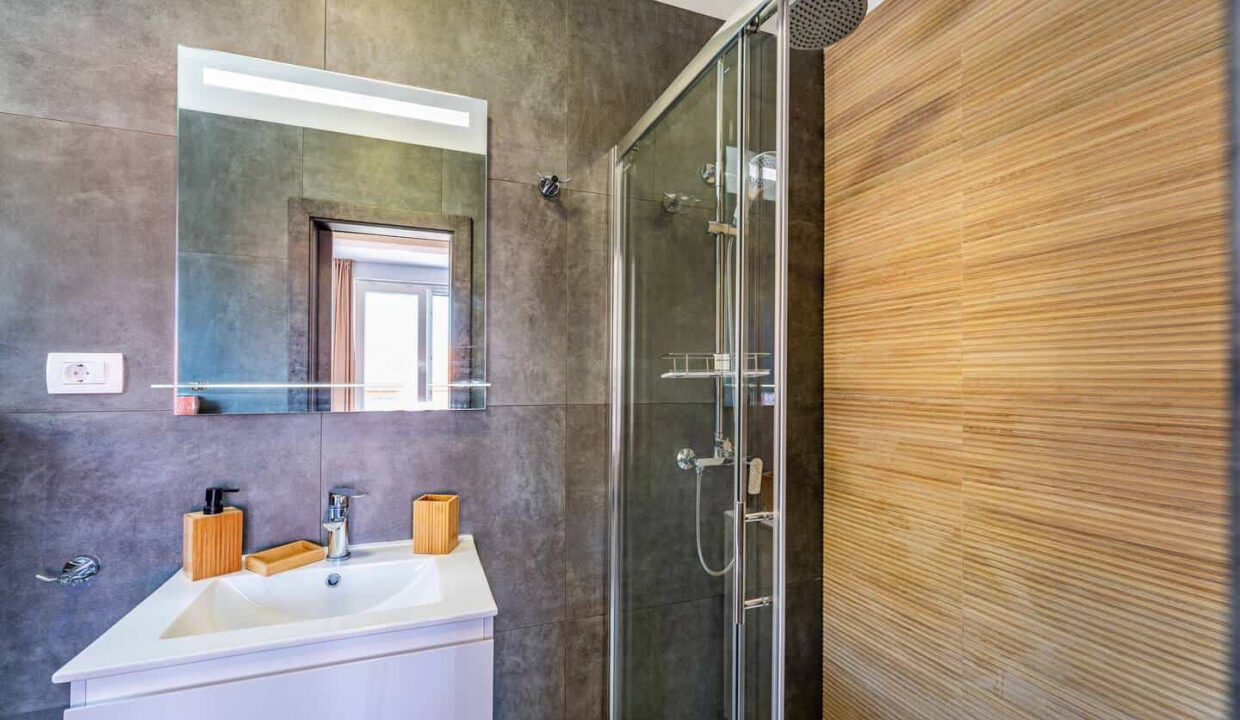 Haus in der Nähe des lokalen Strandes auf Ciovo