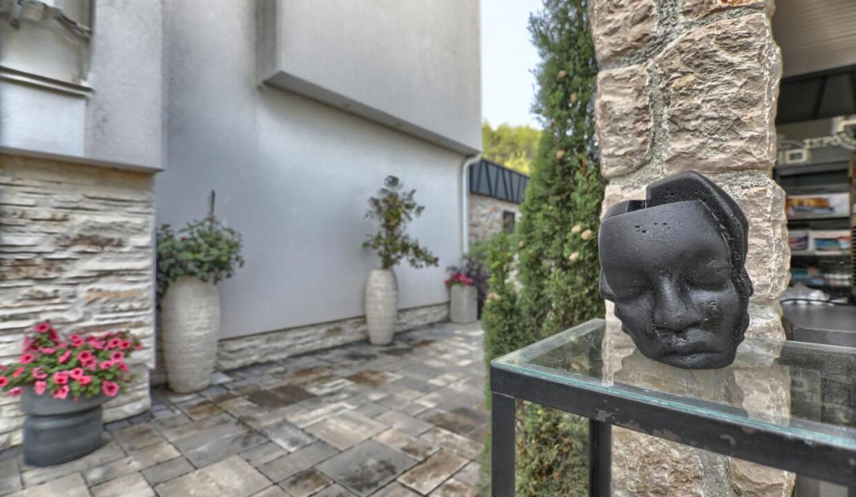 Grundstück am Meer Pakostane