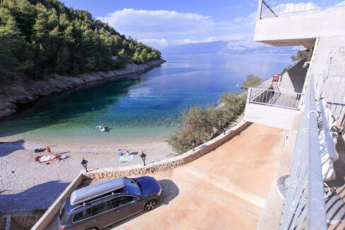 Traditionelles Haus am Meer auf der Insel Hvar