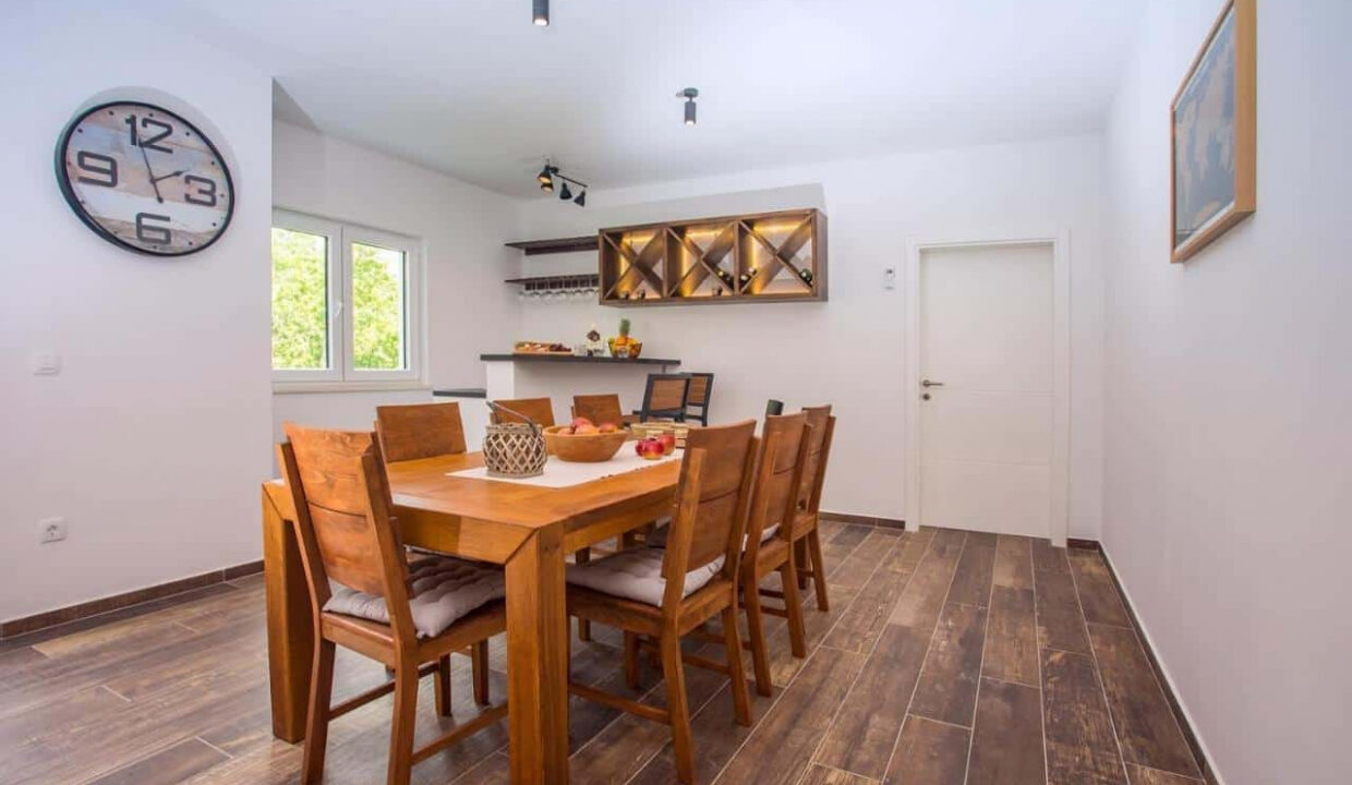 Modernes Haus in der Region Omis