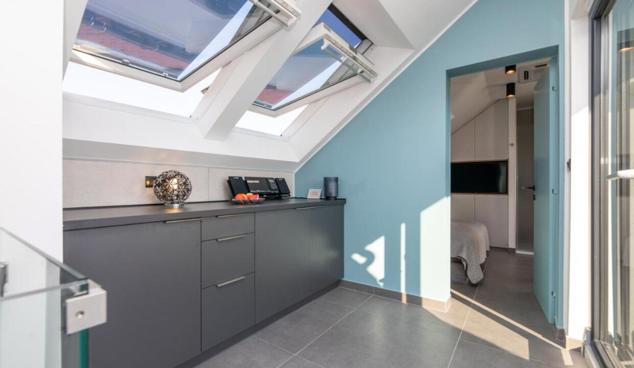 Außergewöhnliche Steinvilla auf Brac