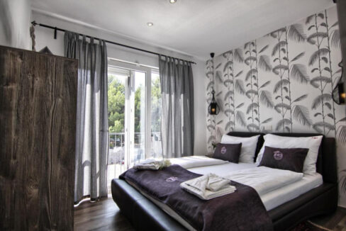 Grundstück am Meer Pakostane