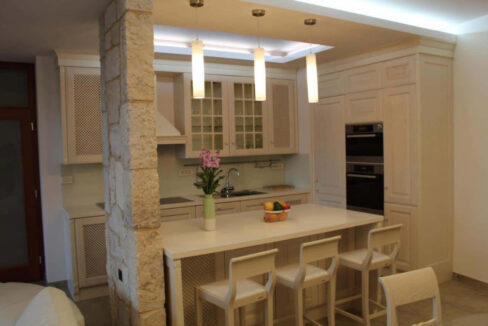 Erstaunliches Haus bei Pakostane