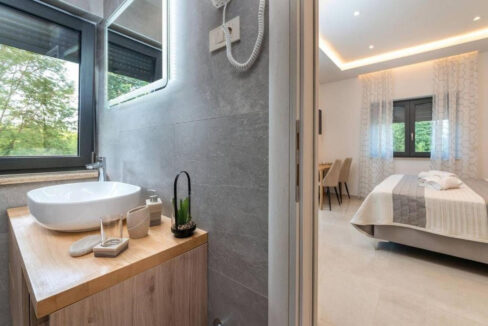 Elegantes modernes Haus -Tinjan, Istrien