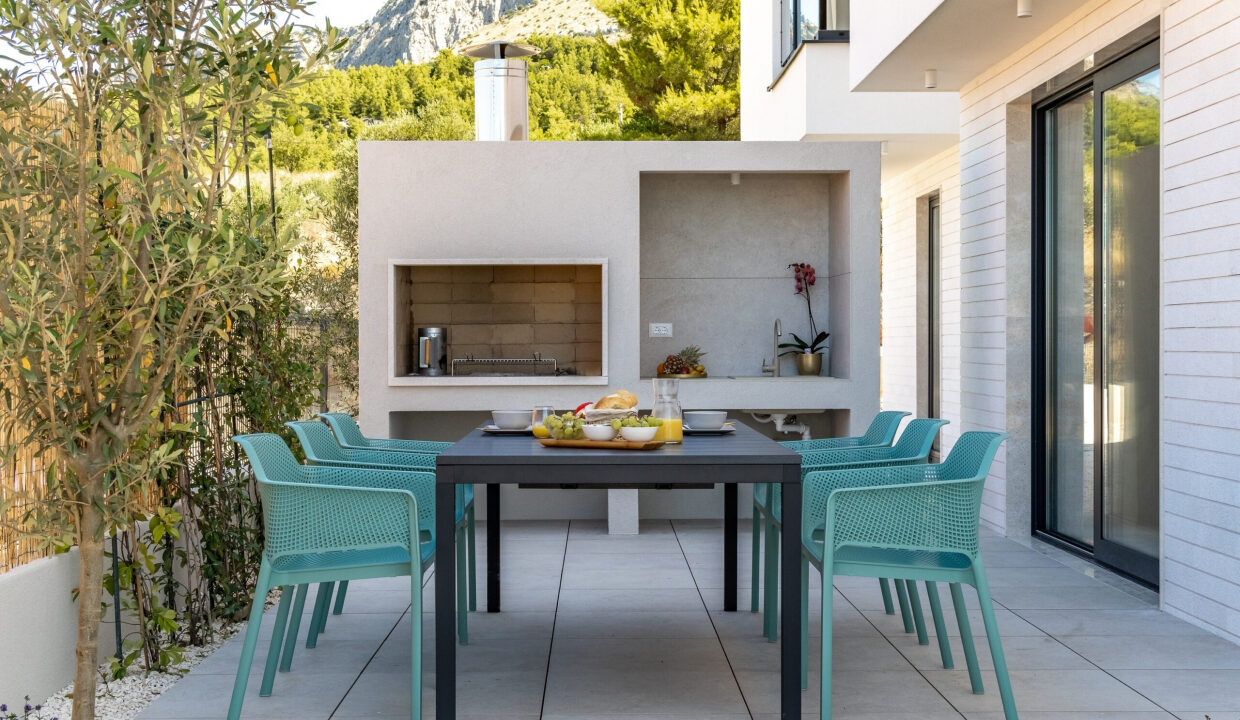 Ausgezeichnete neue Villa in Split