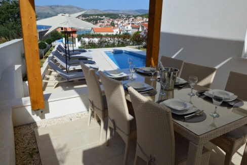 Haus mit Meerblick in Okrug Gornji