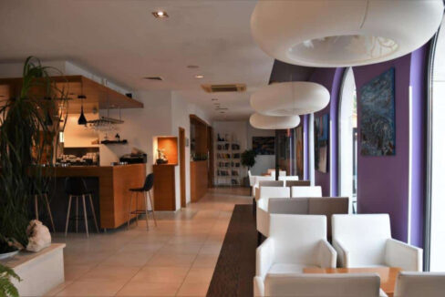 Hotel am Meer auf der Insel Bra?