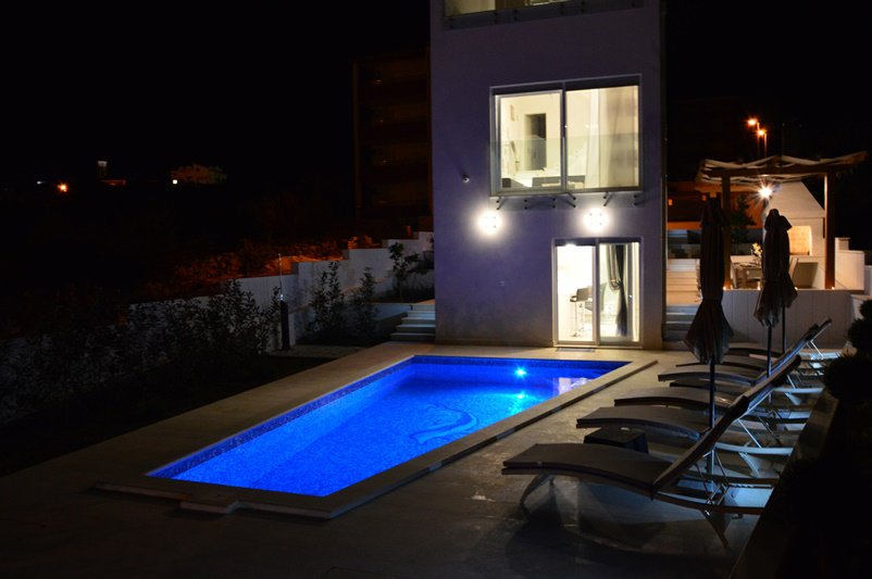 Haus mit Meerblick in Okrug Gornji